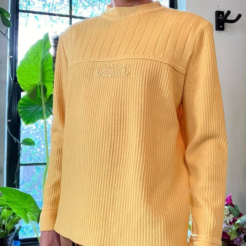 St. John Mustard Ribbed Knit Top